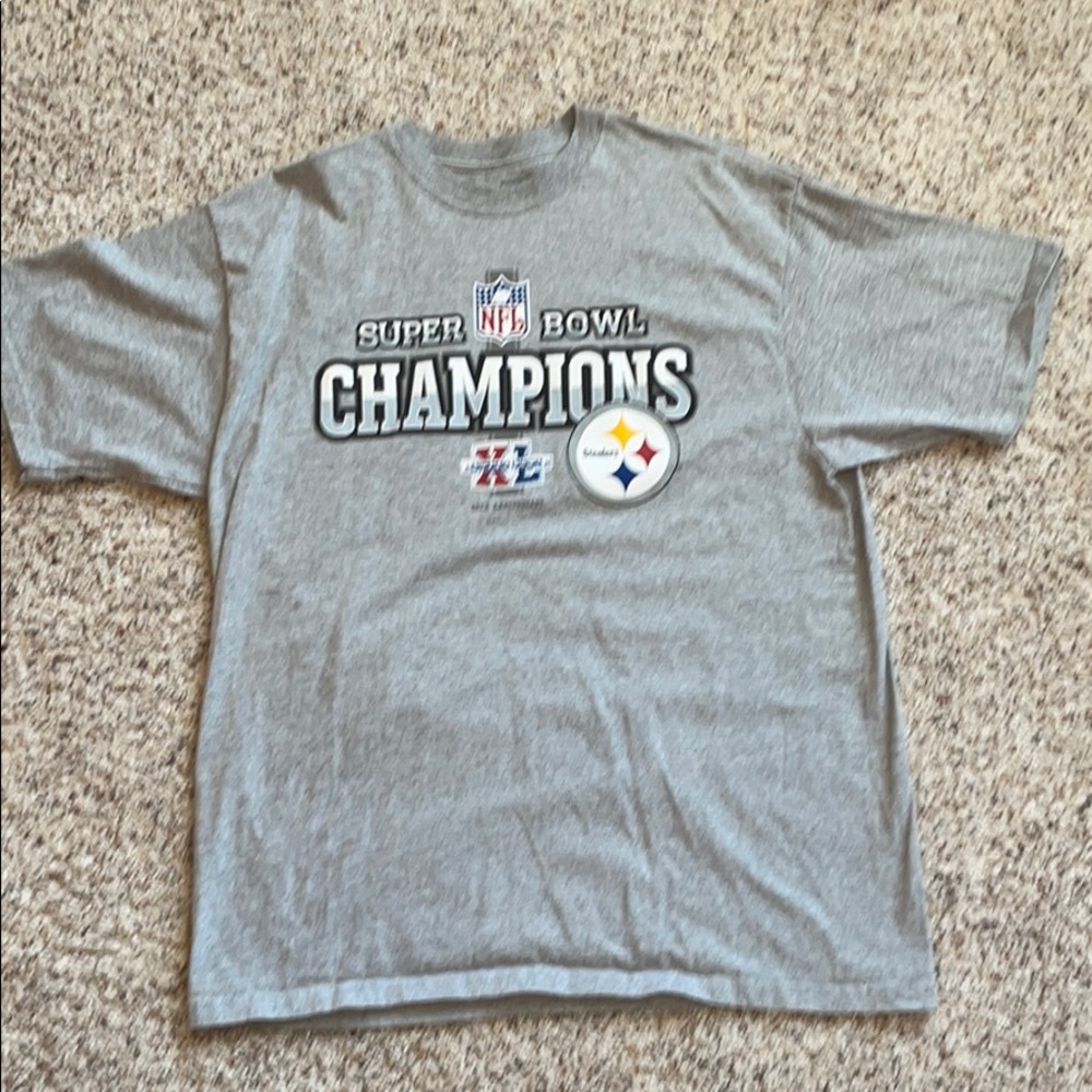 Men’s Steelers T-shirt. 40th Anniversary